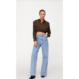 - Zara PLAID SHOULDER PAD BLOUSE